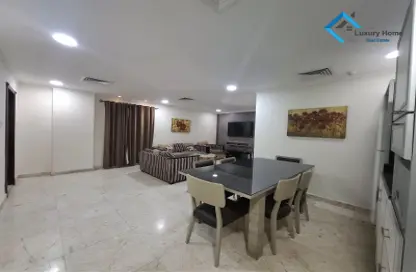 Apartment - 1 Bedroom - 1 Bathroom for rent in Sanabis - Manama - Capital Governorate