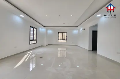 Apartment - 3 Bedrooms - 2 Bathrooms for rent in Hidd - Muharraq Governorate