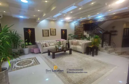 Villa - 4 Bedrooms - 5 Bathrooms for sale in Busaiteen - Muharraq Governorate