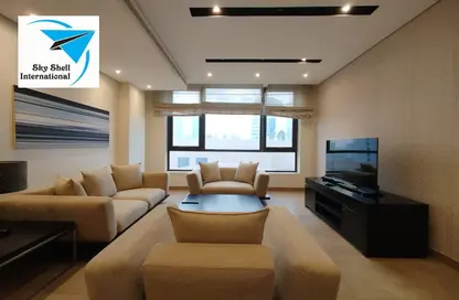 Apartment - 2 Bedrooms - 2 Bathrooms for rent in Sanabis - Manama - Capital Governorate