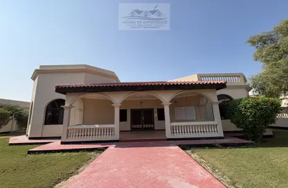 Villa - 4 Bedrooms - 4 Bathrooms for rent in Saar - Northern Governorate