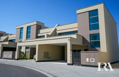 Villa - 4 Bedrooms - 4 Bathrooms for sale in Mozoon - Diyar Al Muharraq - Muharraq Governorate