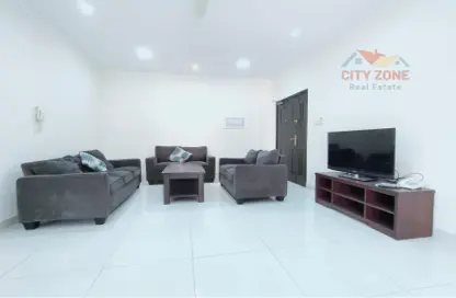 Apartment - 2 Bedrooms - 2 Bathrooms for rent in Al Juffair - Capital Governorate