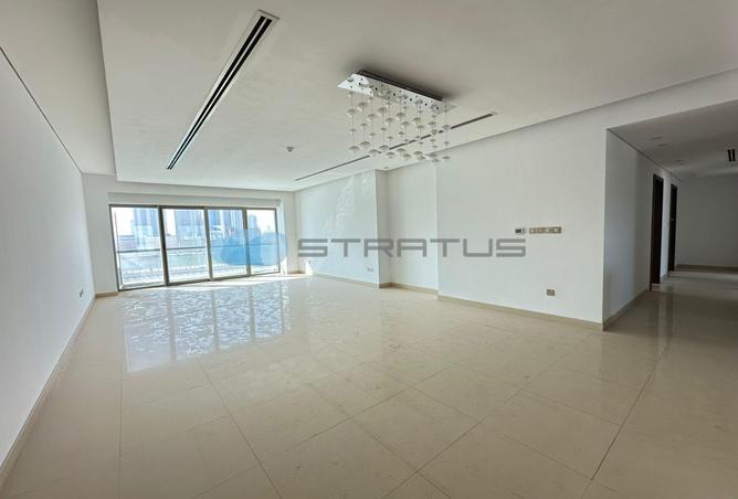 Apartment - 3 Bedrooms - 5 Bathrooms for rent in Reef Island - Capital Governorate