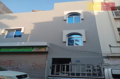 سكن عمال - استوديو - 6 حمامات للبيع في وسط المنامة - المنامة - محافظة العاصمة