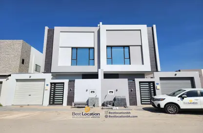 Villa - 3 Bedrooms - 5 Bathrooms for sale in Karzakkan - Northern Governorate