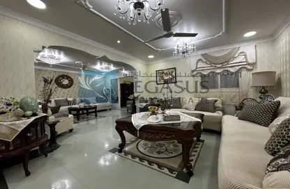 Villa - 3 Bedrooms - 5 Bathrooms for sale in Busaiteen - Muharraq Governorate