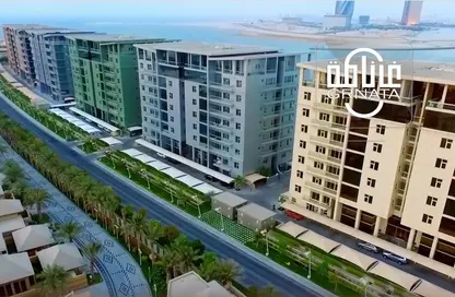 Apartment - 2 Bedrooms - 3 Bathrooms for rent in Reef Island - Capital Governorate