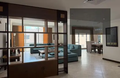 Apartment - 2 Bedrooms - 3 Bathrooms for rent in Al Juffair - Capital Governorate