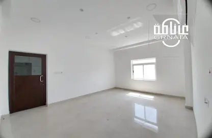 Apartment - 2 Bedrooms - 2 Bathrooms for rent in Saar - Northern Governorate