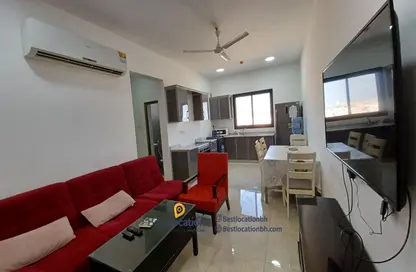 Apartment - 3 Bedrooms - 2 Bathrooms for rent in Al Bahair - Riffa - Southern Governorate