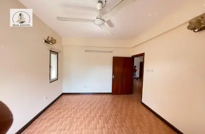 Apartment - 2 Bedrooms - 2 Bathrooms for rent in Um Al Hasam - Manama - Capital Governorate