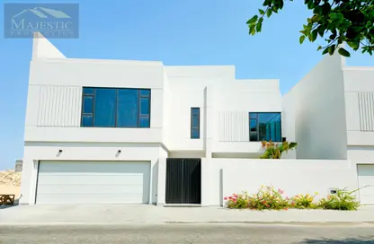 Villa - 5 Bedrooms - 7 Bathrooms for sale in Saar - Northern Governorate