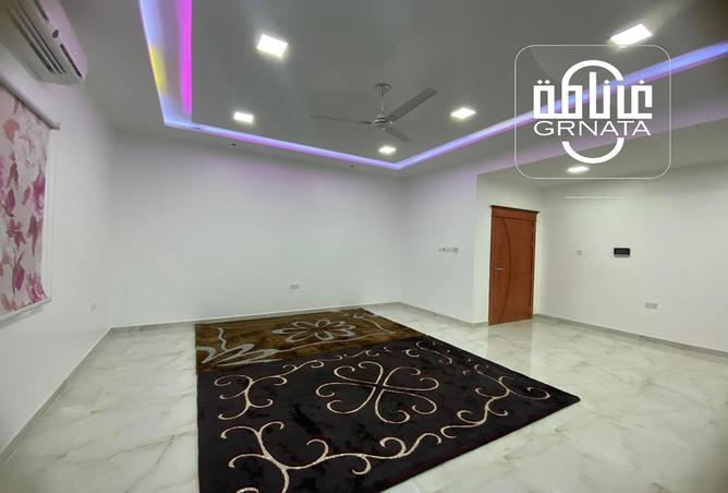 Apartment - 3 Bedrooms - 3 Bathrooms for rent in Al Maqsha - Northern Governorate