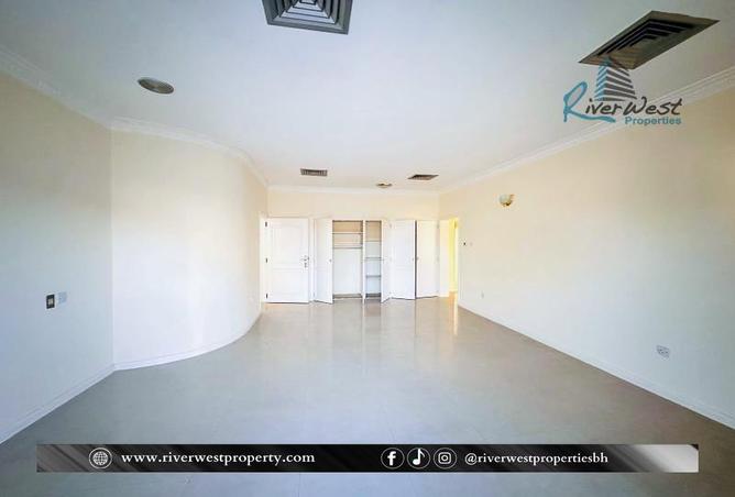 Villa - 4 Bedrooms - 4 Bathrooms for rent in Saar - Northern Governorate