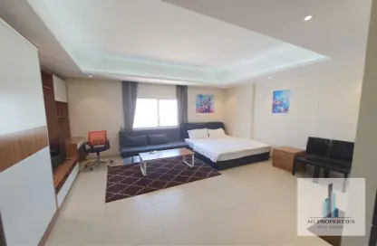 Apartment - 1 Bathroom for rent in Adliya - Manama - Capital Governorate