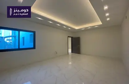 Apartment - 2 Bedrooms - 2 Bathrooms for rent in Busaiteen - Muharraq Governorate