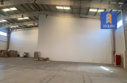 Warehouse - Studio - 1 Bathroom for rent in Hidd - Muharraq Governorate