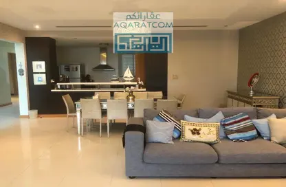 Villa - 4 Bedrooms - 7 Bathrooms for sale in Durrat Al Bahrain - Southern Governorate