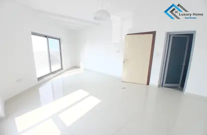 Office Space - Studio - 2 Bathrooms for rent in Busaiteen - Muharraq Governorate