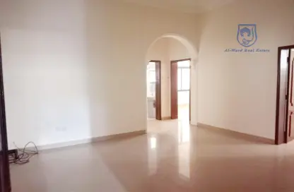 Apartment - 2 Bedrooms - 2 Bathrooms for rent in Busaiteen - Muharraq Governorate