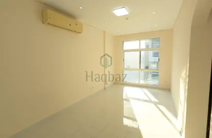 Apartment - 2 Bedrooms - 2 Bathrooms for rent in Hidd - Muharraq Governorate