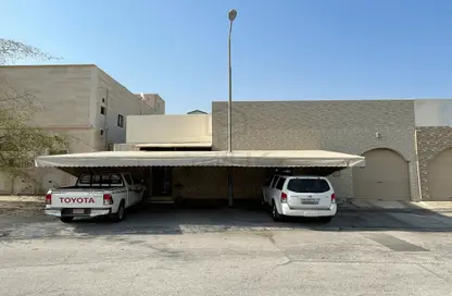 Villa - 4 Bedrooms - 4 Bathrooms for sale in Hamad Town - Northern Governorate