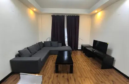 Apartment - 2 Bedrooms - 2 Bathrooms for rent in Sanabis - Manama - Capital Governorate