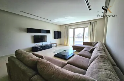 Apartment - 2 Bedrooms - 3 Bathrooms for rent in Reef Island - Capital Governorate