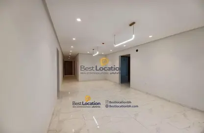 Apartment - 5 Bedrooms - 4 Bathrooms for sale in Al Bahair - Riffa - Southern Governorate