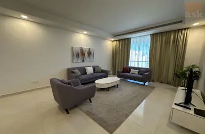 Apartment - 2 Bedrooms - 2 Bathrooms for rent in Amwaj Avenue - Amwaj Islands - Muharraq Governorate