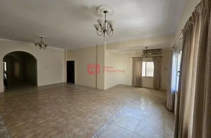 Apartment - 4 Bedrooms - 4 Bathrooms for rent in Um Al Hasam - Manama - Capital Governorate