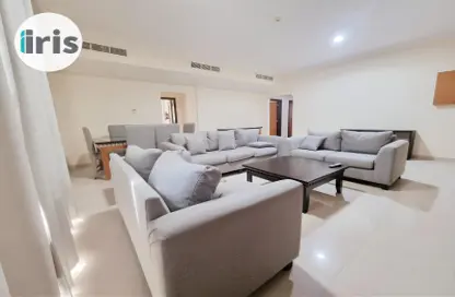 Apartment - 3 Bedrooms - 2 Bathrooms for rent in Al Juffair - Capital Governorate