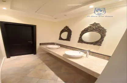 Villa - 4 Bedrooms - 7 Bathrooms for rent in Al Areen Development - Zallaq - Southern Governorate