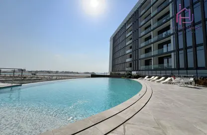 Apartment - 4 Bedrooms - 5 Bathrooms for sale in Canal View - Dilmunia Island - Muharraq Governorate