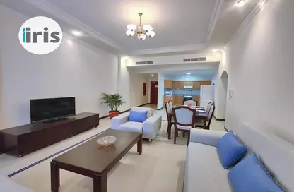 Apartment - 3 Bedrooms - 3 Bathrooms for rent in Al Juffair - Capital Governorate