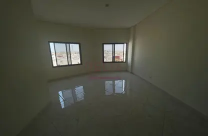 Apartment - 3 Bedrooms - 2 Bathrooms for rent in Bu Quwah - Northern Governorate