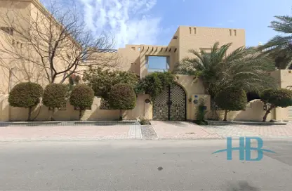 Villa - 4 Bedrooms - 6 Bathrooms for sale in Saar - Northern Governorate