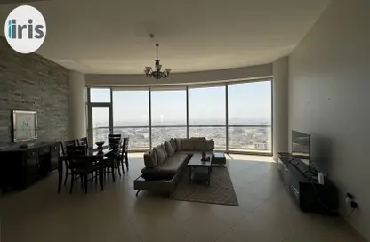 Apartment - 2 Bedrooms - 3 Bathrooms for rent in Sanabis - Manama - Capital Governorate