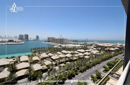 Penthouse - 4 Bedrooms - 5 Bathrooms for sale in Reef Island - Capital Governorate