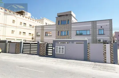 Villa - 5 Bedrooms - 6 Bathrooms for sale in Malkiyah - Northern Governorate