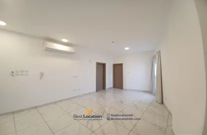 Apartment - 1 Bathroom for rent in Alhajiyat - Riffa - Southern Governorate