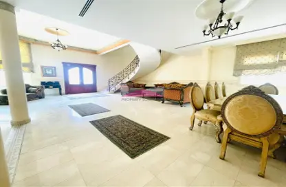 Villa - 4 Bedrooms - 6 Bathrooms for rent in Saar - Northern Governorate