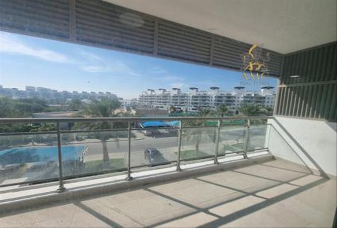 Apartment - 2 Bedrooms - 2 Bathrooms for rent in Tala Island - Amwaj Islands - Muharraq Governorate