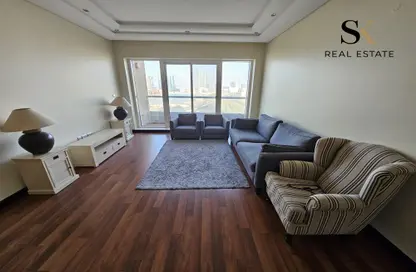 Apartment - 2 Bedrooms - 2 Bathrooms for rent in Abraj Al Lulu - Manama - Capital Governorate