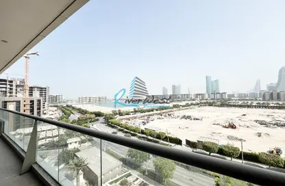 Apartment - 2 Bedrooms - 3 Bathrooms for sale in Reef Island - Capital Governorate