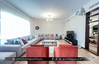 Villa - 4 Bedrooms - 3 Bathrooms for rent in Al Juffair - Capital Governorate