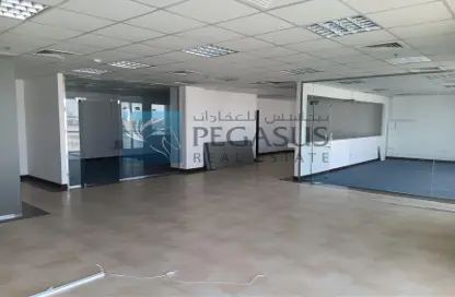 Office Space - Studio - 4 Bathrooms for rent in Hidd - Muharraq Governorate