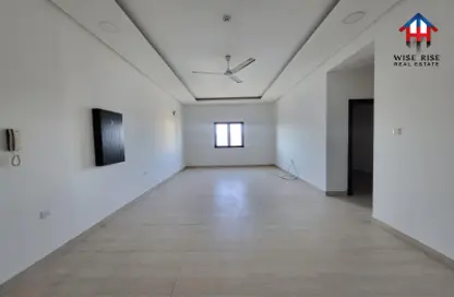 Apartment - 3 Bedrooms - 4 Bathrooms for rent in Hidd - Muharraq Governorate