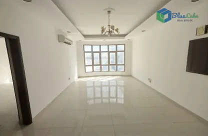 Apartment - 2 Bedrooms - 2 Bathrooms for rent in Seef - Capital Governorate